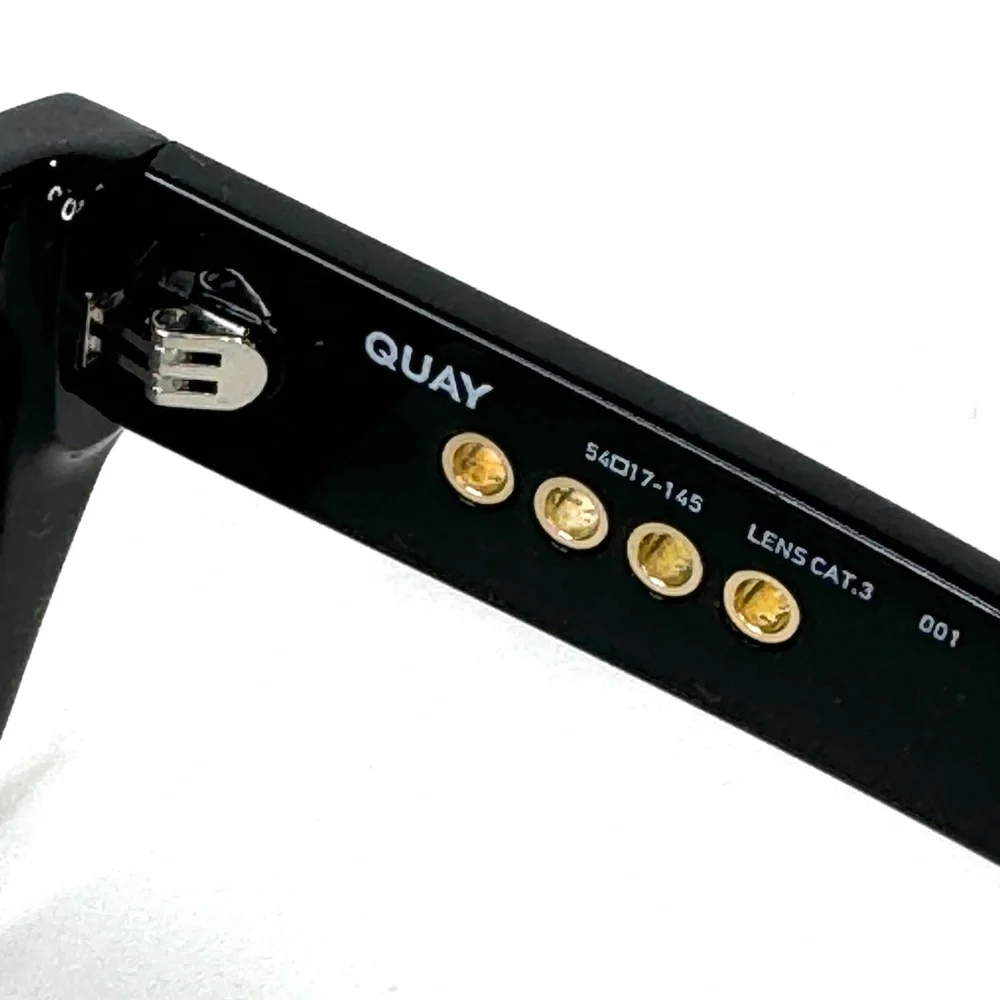 QUAY Australia NEW No Apologies Angled Square Sunglasses NEW Black Smoke